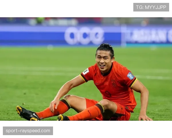 张玉宁横传法比奥冲顶破门，国安边路传中成固定进攻套路